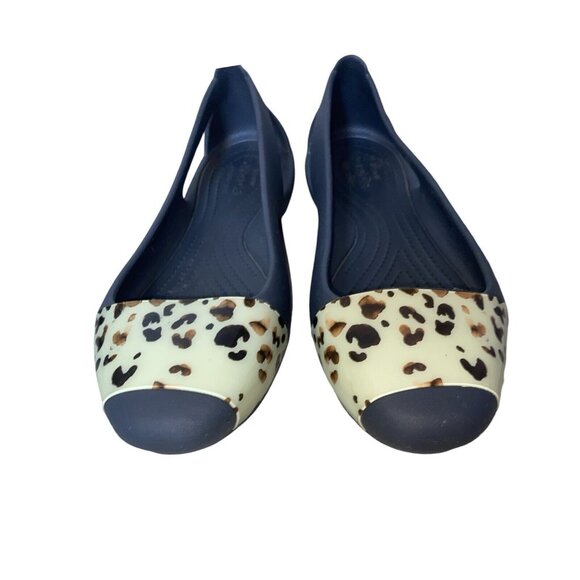 Crocs Slip On Shoes Sienna Leopard Flats Size 8 - Picture 4 of 9